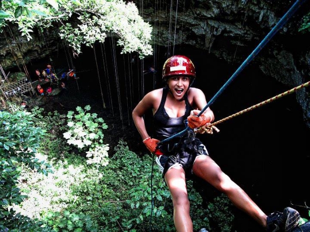  Rappel in cenote 